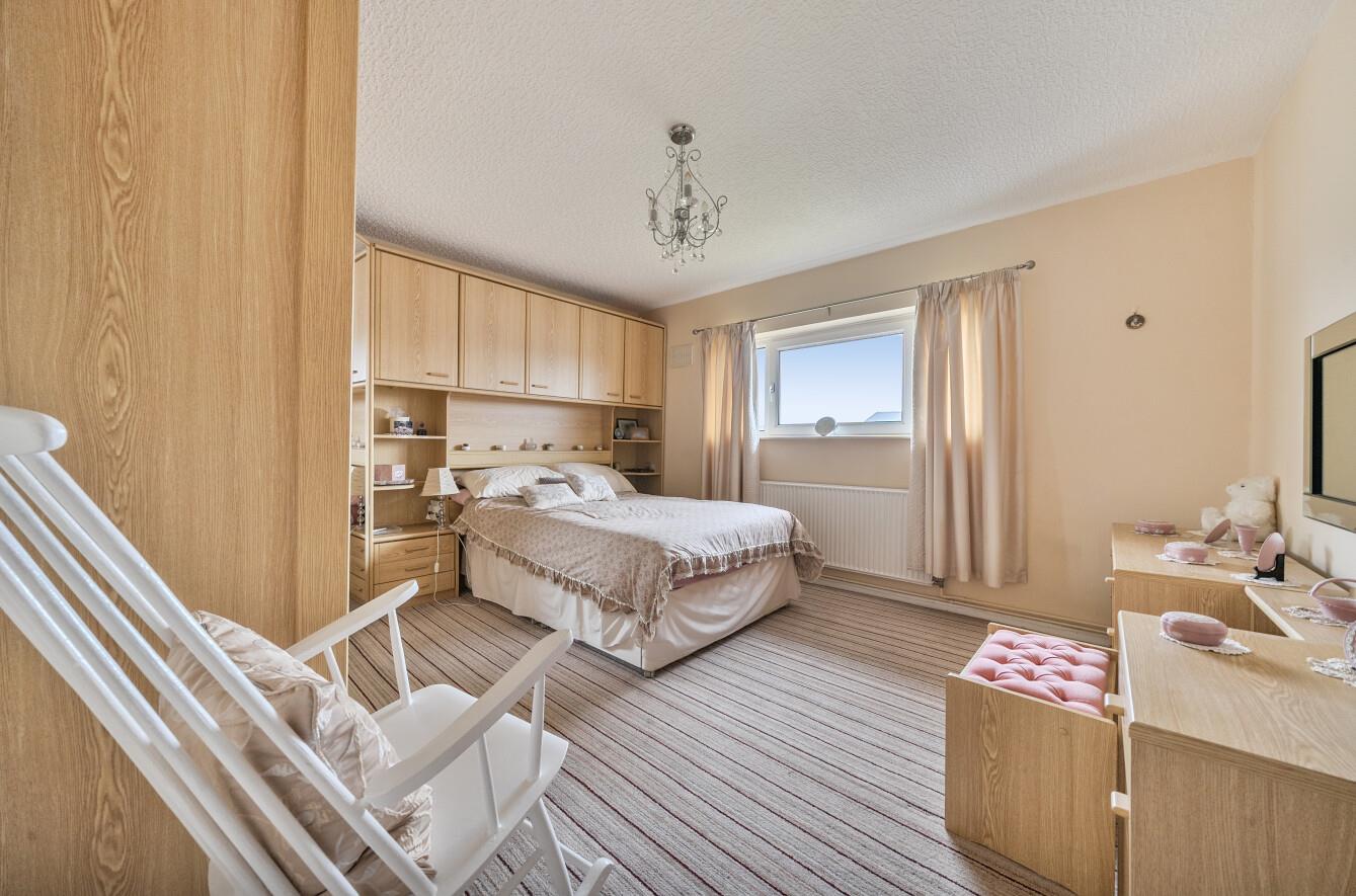 Cherry Grove, Derwen Fawr, Swansea, SA2 8AX